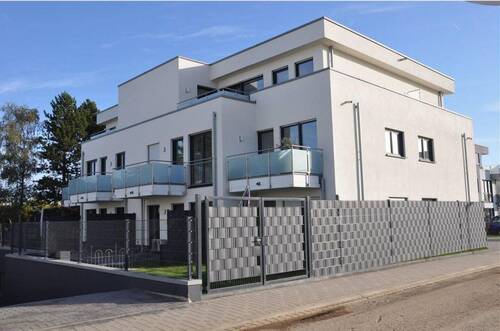 Straßenansicht - 3 Zimmer Etagenwohnung zum Kaufen in Euskirchen