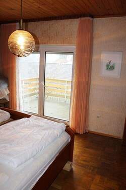 Schlafzimmer EG.JPG - 