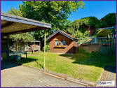 Garten mit Gartenhaus - 