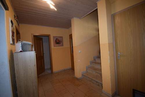Flur (3).JPG - Einfamilienhaus mit 145,00 m&sup2; in Thurmansbang zum Kaufen