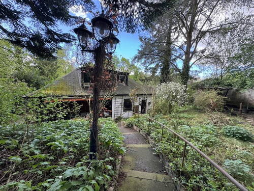 Blick vom oberen Garten - Einfamilienhaus mit 180,00 m&sup2; in Essen zum Kaufen