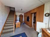 Flur mit Treppenhaus - 
