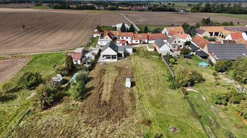 Haus und Grundstück - 