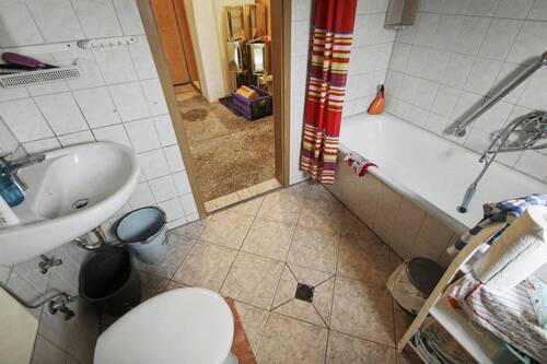 Tageslichtbadezimmer EG 02 - 
