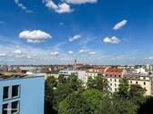 Ausblick Loggia - Stilvolle 3,5-Zimmer-Wohnung mit Loggia & Alpenblick am Leonrodplatz über den Dächern Münchens