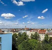 Stilvolle 3,5-Zimmer-Wohnung mit Loggia & Alpenblick am Leonrodplatz über den Dächern Münchens