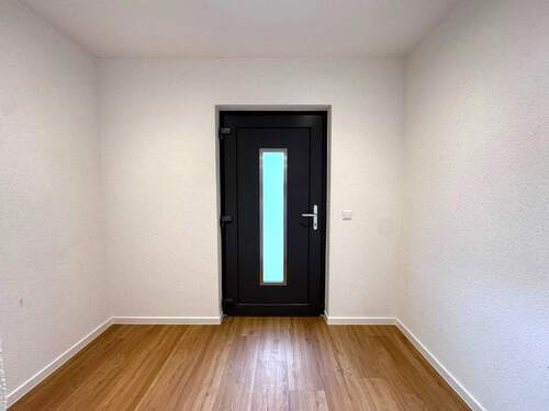 Diele - 3 Zimmer Etagenwohnung zum Kaufen in Hohberg