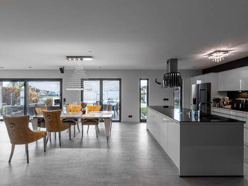 Küche und Esszimmer EG.jpg - 