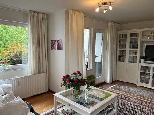 WZ- mit Ausgang zum Süd-Balkon - 