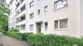 Hausansicht - 2 Zimmer Etagenwohnung zum Kaufen in Berlin