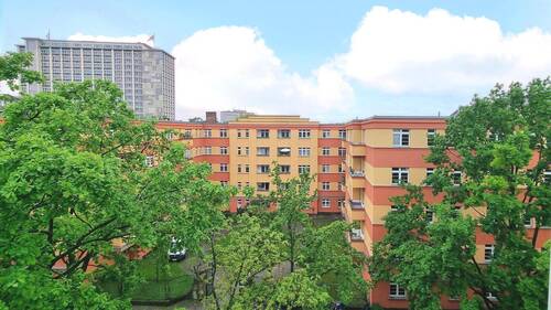 Ausblick vom Wohnzimmerfenster - 2 Zimmer Etagenwohnung in Berlin