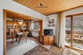 ... mit Zugang zur Terrasse - 6 Zimmer Einfamilienhaus in Leinfelden-Echterdingen