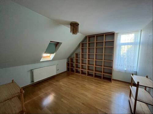 Hauptgebäude DG-Wohnung - 