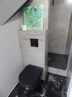 Gästedusche & Bidet-WC - 