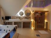 Infrarotsauna & TV-Schminkecke - 
