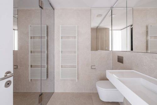 Bad - Etagenwohnung mit 42,00 m&sup2; in Berlin zum Kaufen