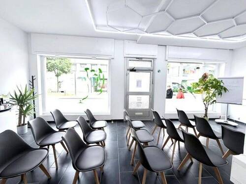 Bild 1 - Ladenlokal in werbewirksamer Sichtlage zu vermieten