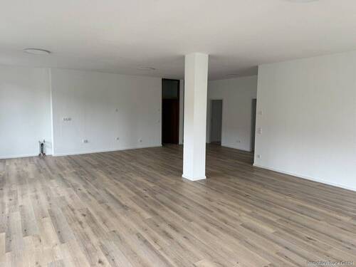 Zimmer - Großzügiges barrierefreies Wohnen gesucht?