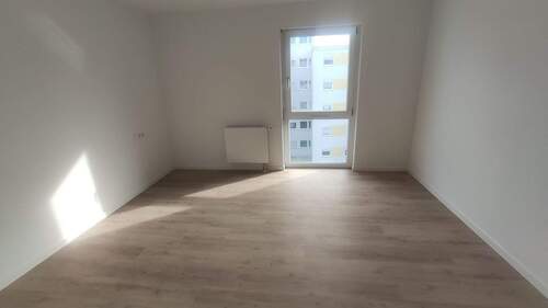 Schlafzimmer (Musterwhg.).jpg - 