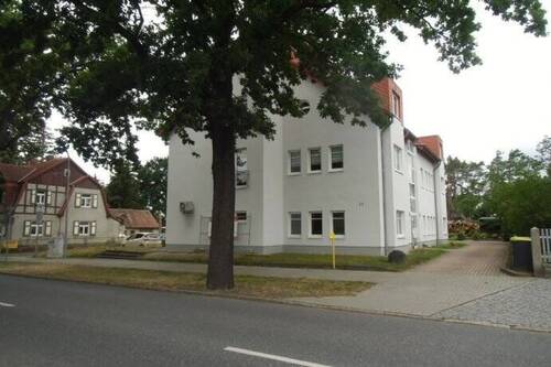 Südseite - Viel Licht aus West - 400,00 EUR Kaltmiete, ca.  69,00 m² Wohnfläche
