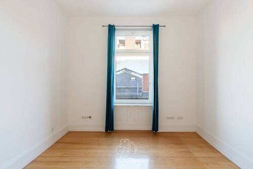 Schlafzimmer 1 - 4 Zimmer Etagenwohnung zum Kaufen in Frankfurt am Main / Westend-Nord