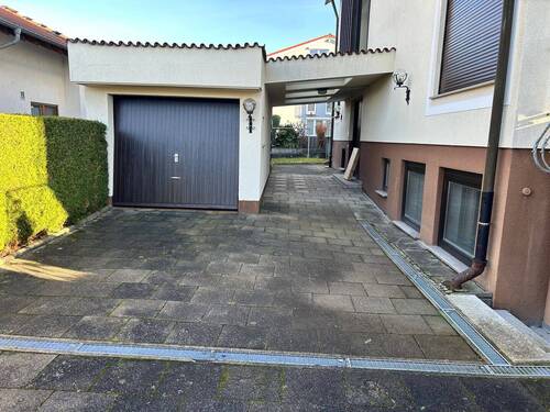 Garage - 