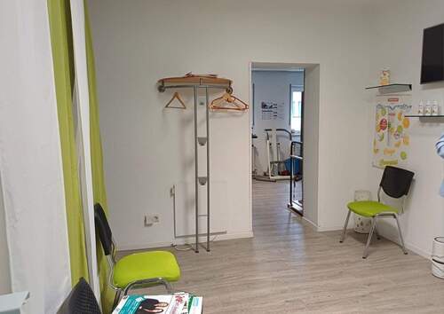 Anmeldung und Wartenraum - Büro in Sankt Ingbert zum Kaufen