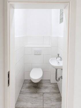 WC - 