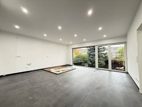 3 - 2 Zimmer Etagenwohnung in Überherrn / Felsberg