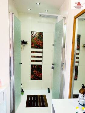 EG_Badezimmer_Dusche_barrierearm - 