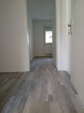 Flur i. R. kl. Zimmer - 