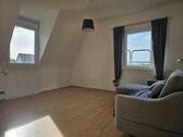 Wohn/Essbereich - 2 Zimmer Etagenwohnung zur Miete in Stuttgart