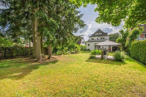 Bild 3 - 9 Zimmer Mehrfamilienhaus, Wohnhaus in Hamburg