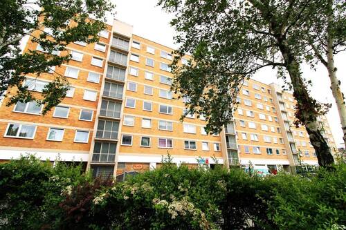 Frontansicht - Helle 3-Zimmer-Wohnung mit Balkon in Citylage in Düren