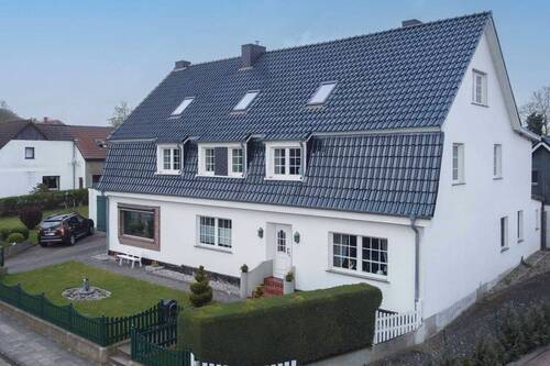 Front - 1 Zimmer Mehrfamilienhaus, Wohnhaus in Stralsund