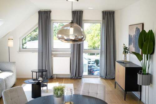 WOHNZIMMER - 3 Zimmer Etagenwohnung zum Kaufen in Offenbach am Main