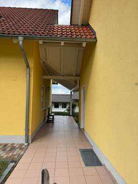 Durchgang Garage Haus 20250903_195041000_iOS 3.jpg - 