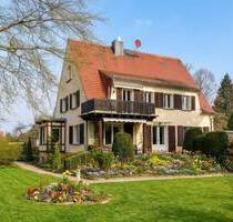 ++ Wohnen im Grünen vor den Toren Dresdens - Ihr modernes Zuhause in Langebrück mit Kamin ++