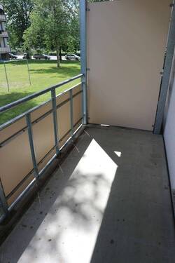 Balkon - Etagenwohnung mit 38,30 m&sup2; in Chemnitz zur Miete
