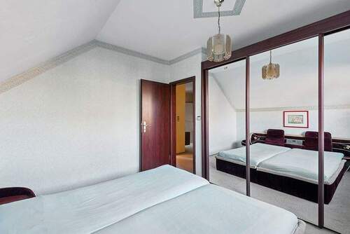 Schlafzimmer im OG - 