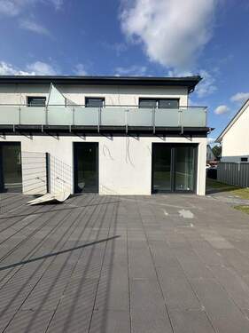 Balkon/Terrasse - 4 Zimmer Doppelhaushälfte zur Miete in Lauenburg/Elbe