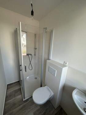 Gäste-WC - 4 Zimmer Doppelhaushälfte in Lauenburg/Elbe