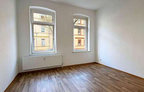Zimmer - Renovierte Erdgeschosswohnung in Köthen mit Gemeinschaftsgarten - ab sofort!