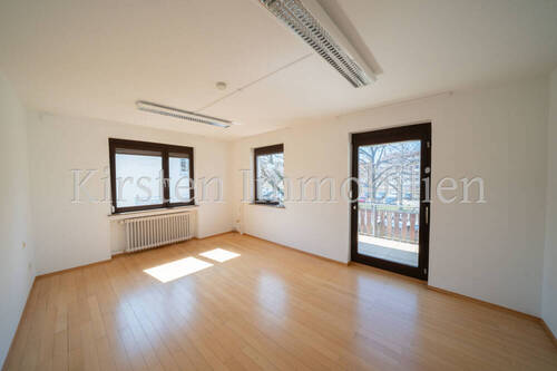 Zimmer-mit-Balkon-OG - 
