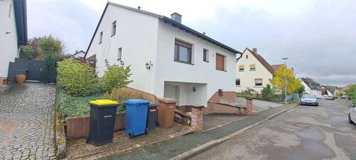 Bild 1 - Großzügige Gartenwohnung auf zwei Ebenen mit Pool & Garage - Oberrodenbach