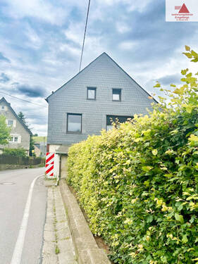 Ansicht Giebelseite - 5 Zimmer Einfamilienhaus in Venusberg