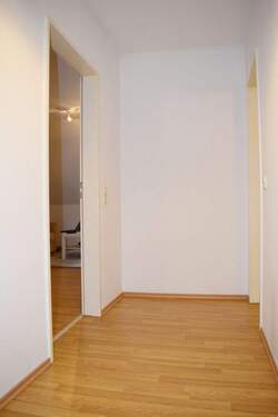 Flur - 2 Zimmer Etagenwohnung zur Miete in Köthen (Anhalt)