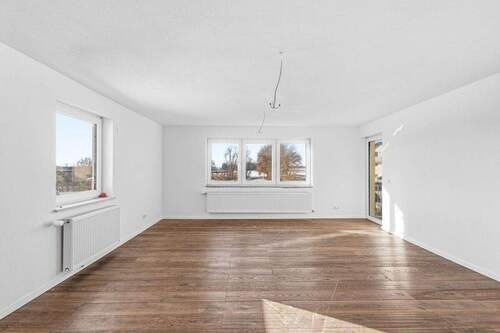 Wohnzimmer - 3 Zimmer Etagenwohnung zum Kaufen in Niedermotzing