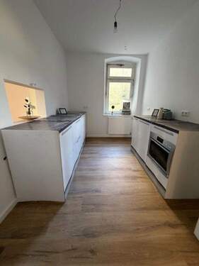 Bild 3 - 5 Zimmer Etagenwohnung in Mauer