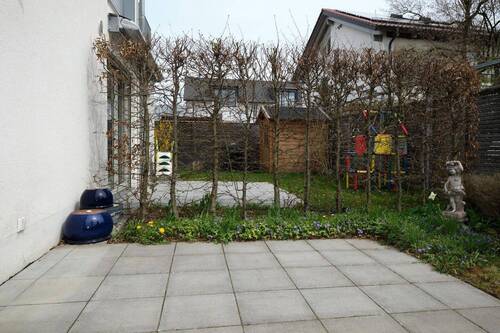 Sonnige ruhige Terrasse - 